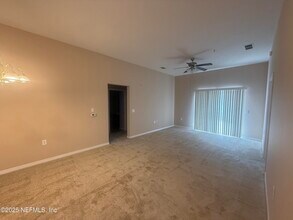 5150 PLAYPEN Dr in Jacksonville, FL - Building Photo - Building Photo