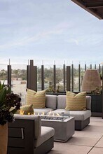 Denizen in San Diego, CA - Foto de edificio - Building Photo