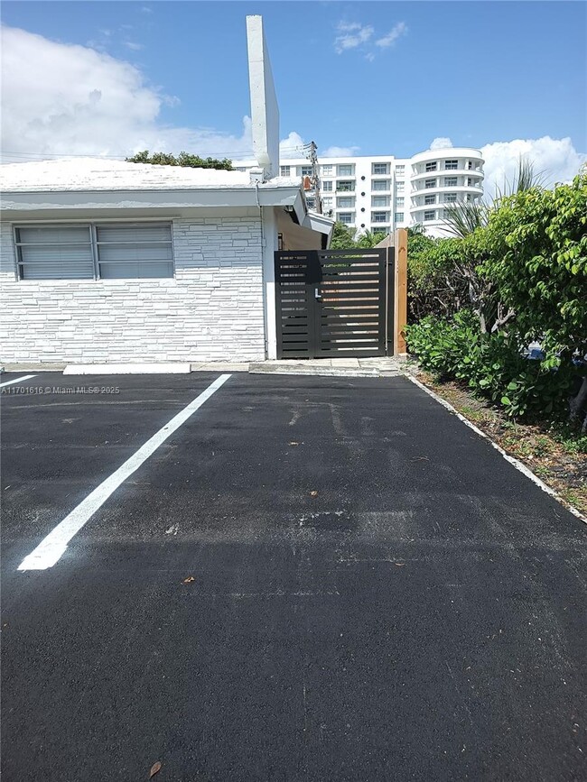 507 SE 18th St in Fort Lauderdale, FL - Building Photo - Building Photo