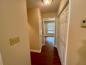 405 N Mecklenburg Ave in South Hill, VA - Building Photo - Building Photo