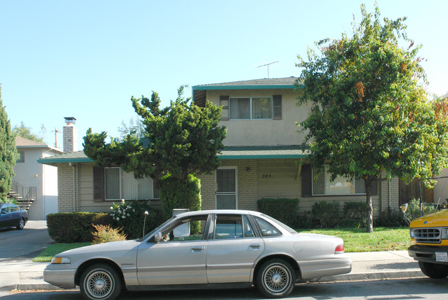 205 Adler Ave in Campbell, CA - Building Photo - Building Photo