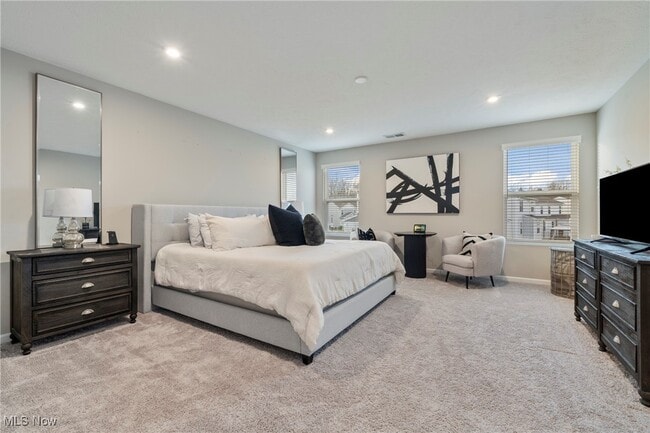 property at 115 N Washburn Rd