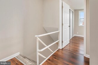 1003 Fredonia Ct in Halethorpe, MD - Building Photo - Building Photo