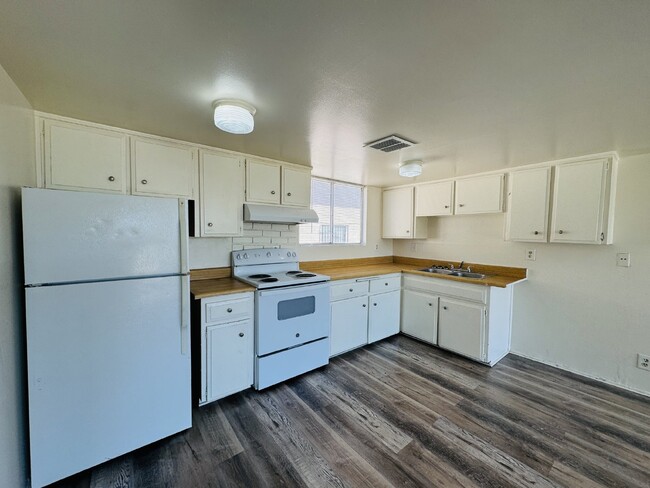 922 N 1st St, Unit A in Las Vegas, NV - Building Photo - Building Photo