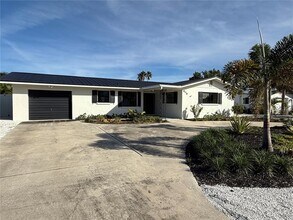 808 25th Ave W in Palmetto, FL - Building Photo - Building Photo