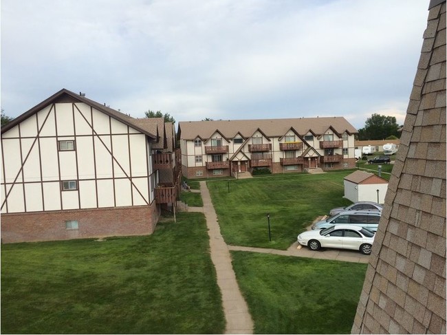 Allura Gardens Apartments in North Platte, NE - Building Photo - Building Photo