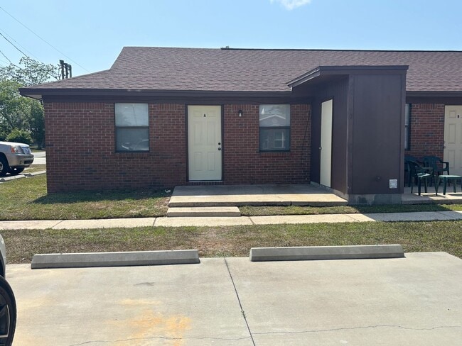 property at 2409 E 10th St
