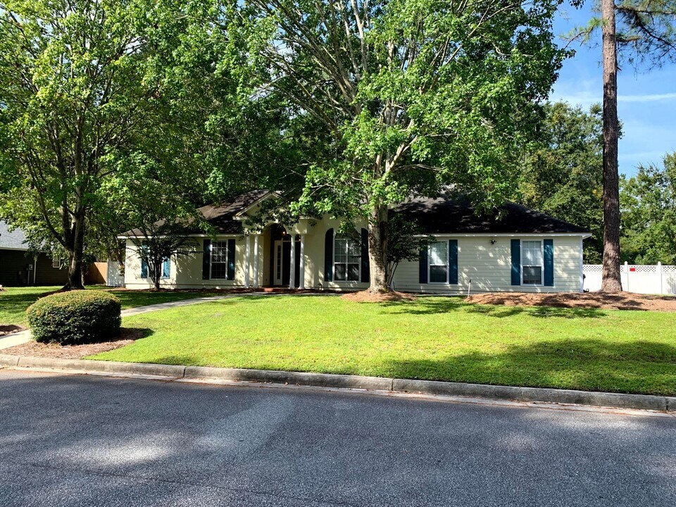 4610 Foxborough Ave in Valdosta, GA - Building Photo