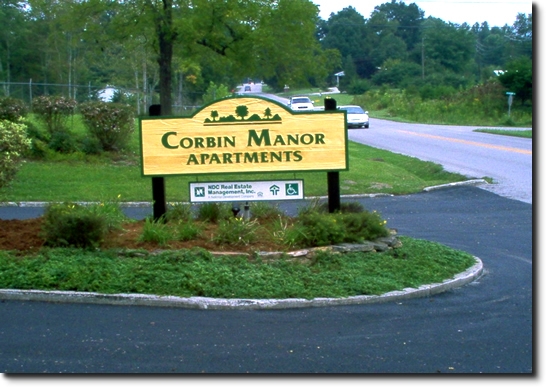 Corbin Manor Apartments in Corbin, KY - Foto de edificio