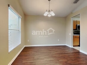 5801 War Admiral Dr in Wesley Chapel, FL - Foto de edificio - Building Photo