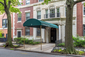 2 Montague Ter in Brooklyn, NY - Foto de edificio - Building Photo