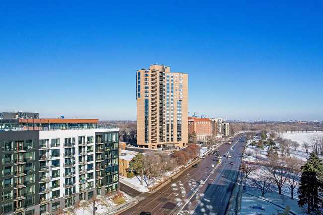 Lake Point Condominiums in Minneapolis, MN - Building Photo - Building Photo