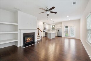 6413 Shalks Xing Dr in Lithonia, GA - Building Photo