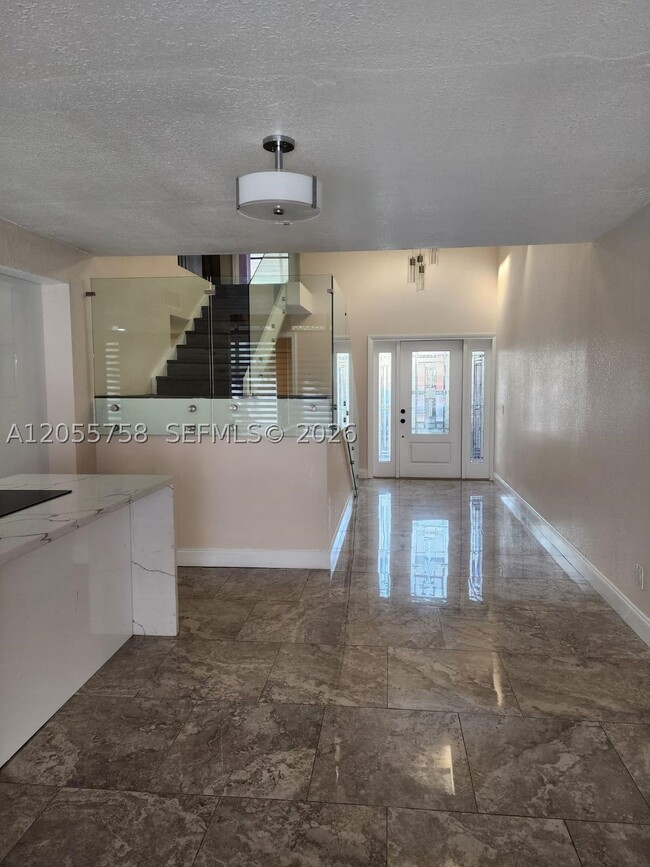 property at 11130 N Lakeview Dr