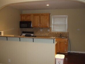 5503 Matalee Ave in Dallas, TX - Building Photo - Building Photo