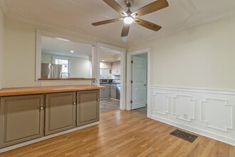 7 Starr Pl in East Hampton, CT - Building Photo - Building Photo