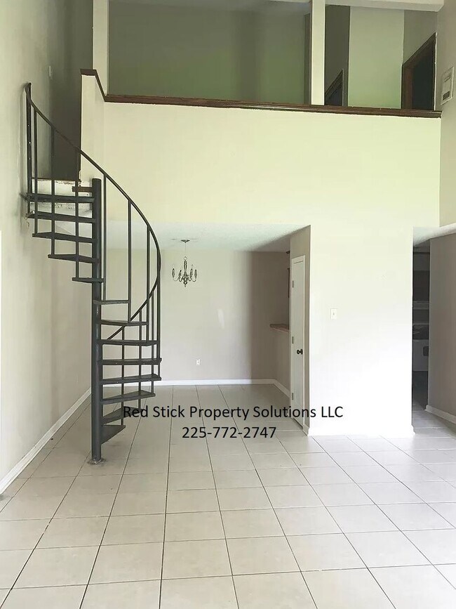 property at 13922-13924 Azalea Park Ave