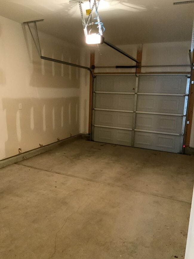 property at 125 Weeping Oak Ln