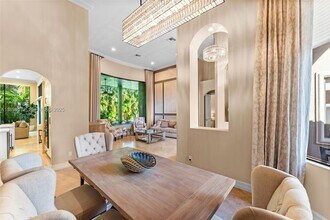 10775 Blue Palm St in Plantation, FL - Building Photo - Building Photo