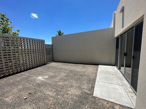 43435 Ranch to Market Rd 2810 in Marfa, TX - Foto de edificio - Building Photo