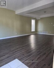 329 Edgehill Dr in Barrie, ON - Building Photo - Building Photo