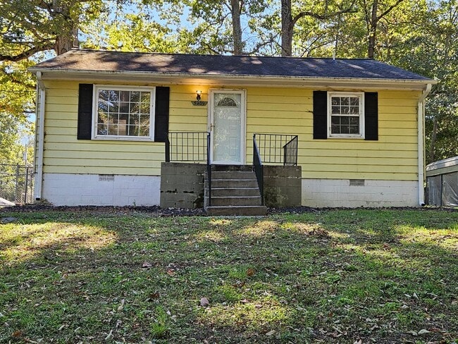 property at 5209 Hemlock Rd