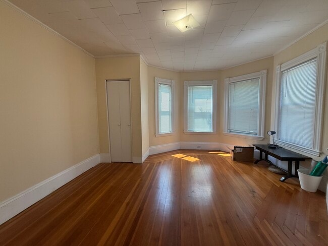 53 Litchfield St, Unit 1