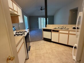 2746 Hidden Spring Falls in Spring, TX - Building Photo - Building Photo