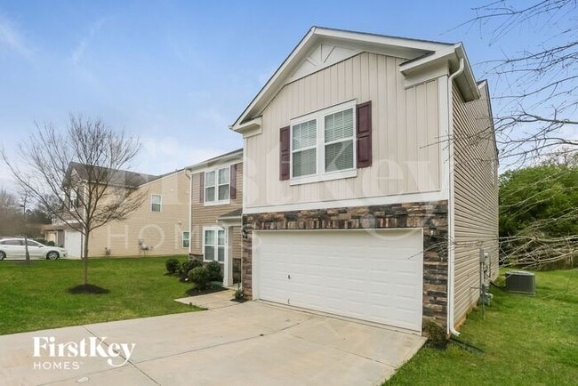 11016 Belmont Run Ln in Charlotte, NC - Foto de edificio - Building Photo