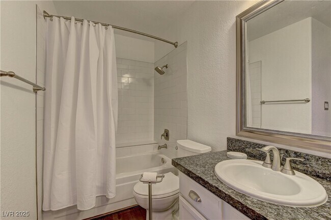 5020 S Rainbow Blvd in Las Vegas, NV - Building Photo - Building Photo