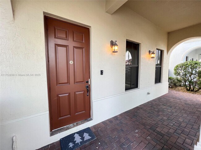 8342 NW 39th Ct in Pembroke Pines, FL - Building Photo - Building Photo