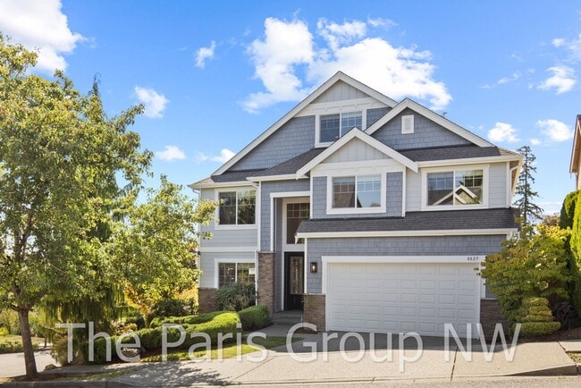 8825 137th Ave SE in Newcastle, WA - Building Photo - Building Photo