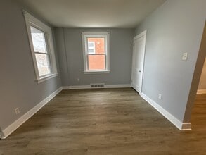 2932 Pyramid Ave in Pittsburgh, PA - Building Photo - Building Photo