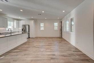 946 Blackstone Dr in San Marcos, CA - Building Photo - Building Photo