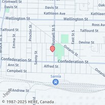 321 Russell St S in Sarnia, ON - Building Photo