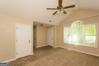 40 Richmond Pl in Newnan, GA - Building Photo - Building Photo