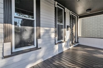 2 Dewitt St in Buffalo, NY - Building Photo - Building Photo