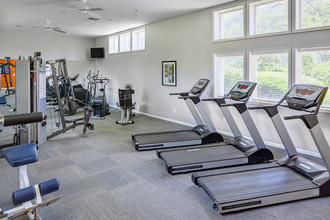 Highland Ridge in Overland Park, KS - Building Photo - Building Photo
