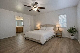 9844 Hearthfire St in Las Vegas, NV - Building Photo - Building Photo