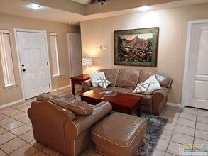 1 Pinehurst Dr in Laguna Vista, TX - Building Photo - Building Photo