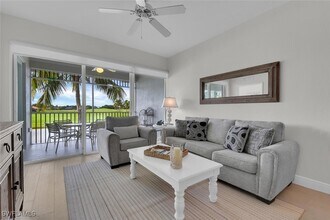 7925 Mahogany Run Ln in Naples, FL - Building Photo - Building Photo