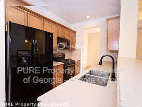 1741 Highlands View Dr in Smyrna, GA - Building Photo - Building Photo