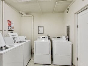 1460 Sutter St in San Francisco, CA - Building Photo - Building Photo
