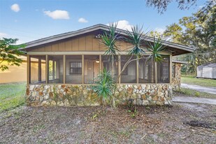 614 Spruce St in Plant City, FL - Building Photo