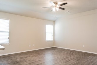 2340 Arctic Warbler in New Braunfels, TX - Building Photo - Building Photo