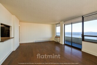 521 5th Ave W in Seattle, WA - Building Photo - Building Photo