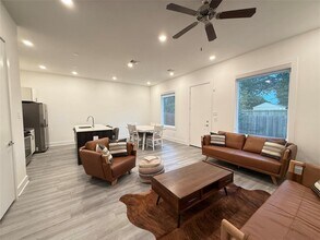 9644 Habitat St in Houston, TX - Building Photo - Building Photo