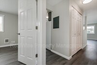 924 S Comstock Rd photo'