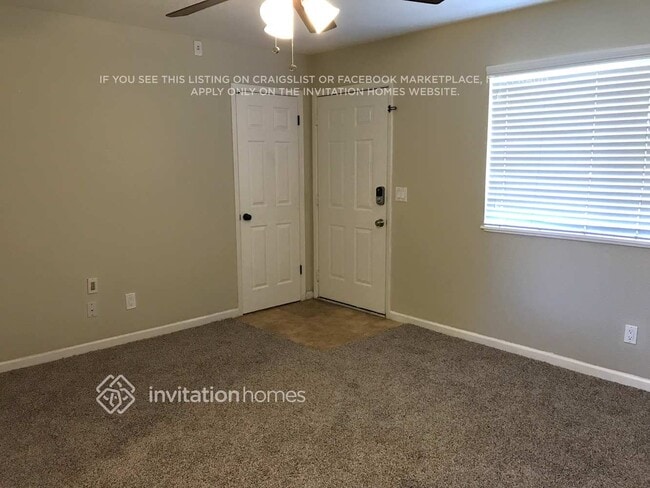 7120 E Broadway Rd in Mesa, AZ - Building Photo - Building Photo