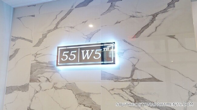 55 W Fifth St in Boston, MA - Building Photo - Building Photo